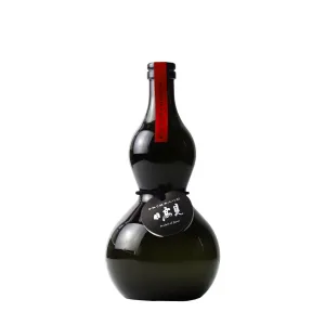 Hitakami Nakadori Hyotan Junmai Daiginjo Black - 720ml